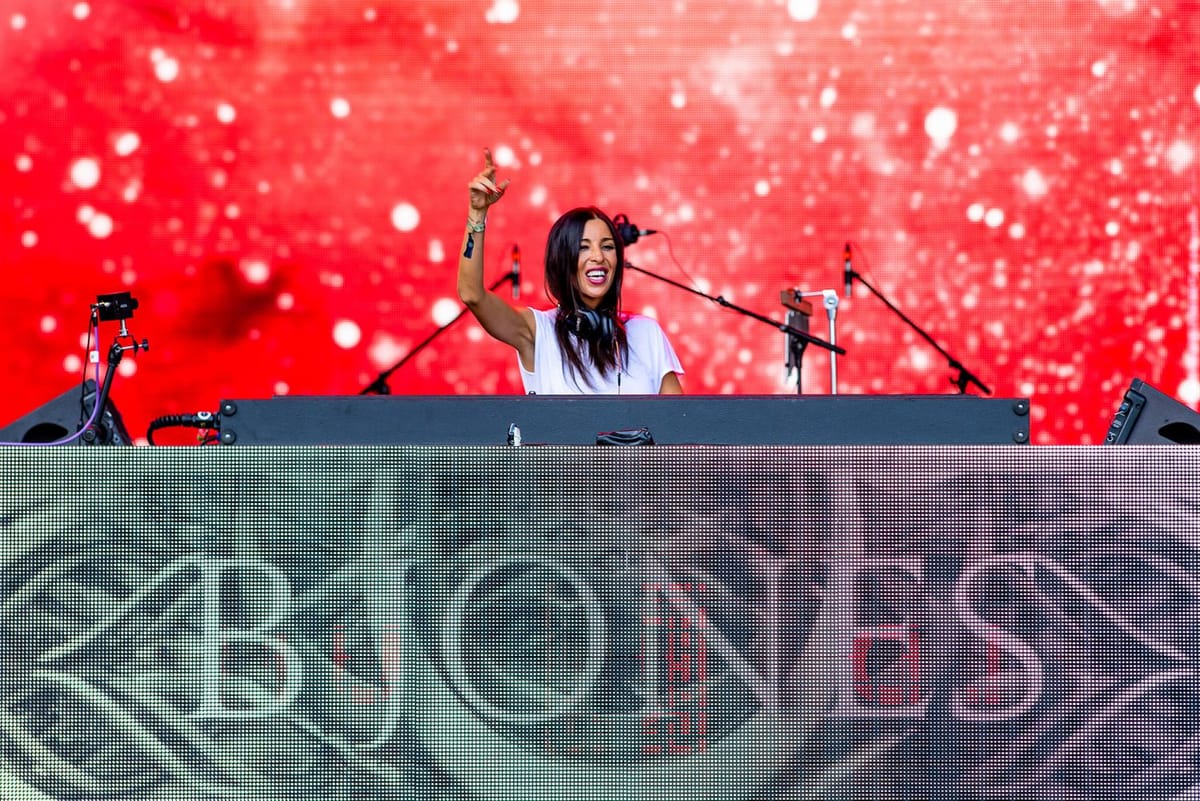 B Jones: "Es todo un honor representar a mi país en el mainstage del mejor festival del mundo"