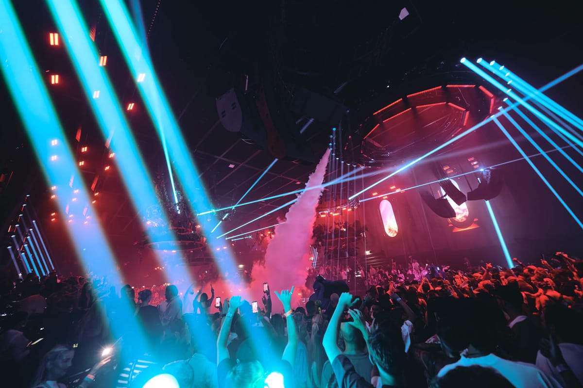 Paradise sigue triunfando en UNVRS