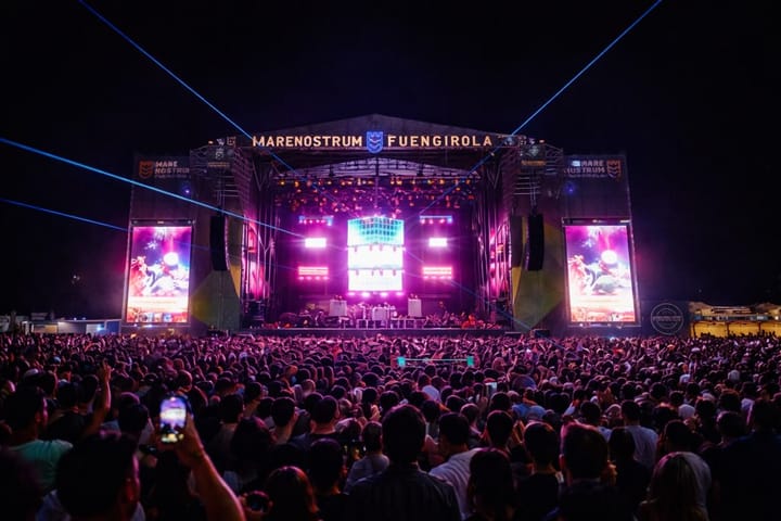 Cartel completo en el evento de Satisfaxion con Underworld y Sven Väth