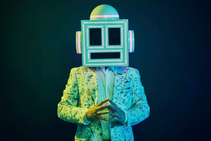 MEETCH y TLUXX presentan ‘Thunder’, una colaboración explosiva junto a Carly Lind